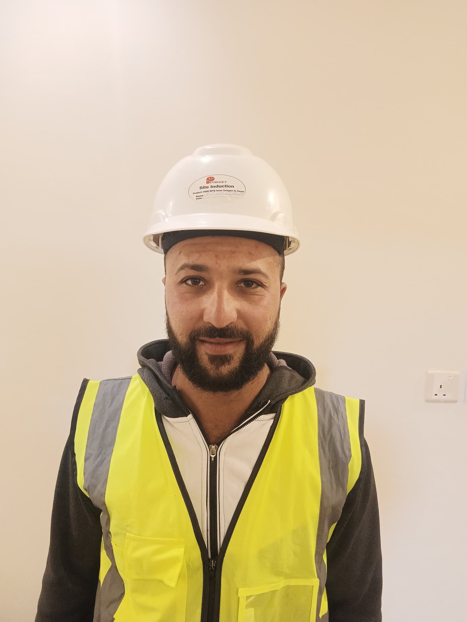 employee-photo