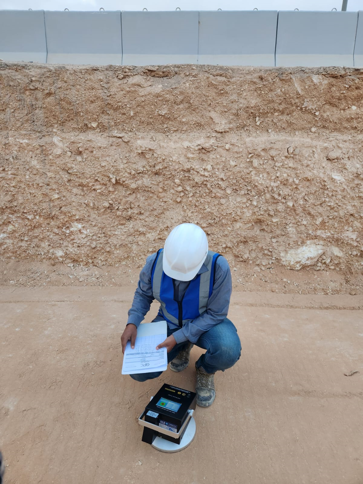 صورة مشروع ﻣﺸﺮوع ﺗﻨﻔﻴﺬ ﺷﺒﻜﺔ اﻟﻤﻴﺎه اﻟﻤﻌﺎﻟﺠﺔ - ﺑﺮﻧﺎﻣﺞ اﻟﺮﻳﺎض اﻟﺨﻀﺮاء 3