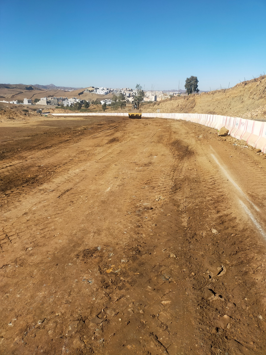 صورة مشروع ﻣﺸﺮوع ﻧﻈﺎم ﻧﻘﻞ ﻣﻴﺎه ﺧﻂ ﺗﻐﺬﻳﺔ أﺑﻬﺎ اﻟﺤﻀﺮﻳﺔ